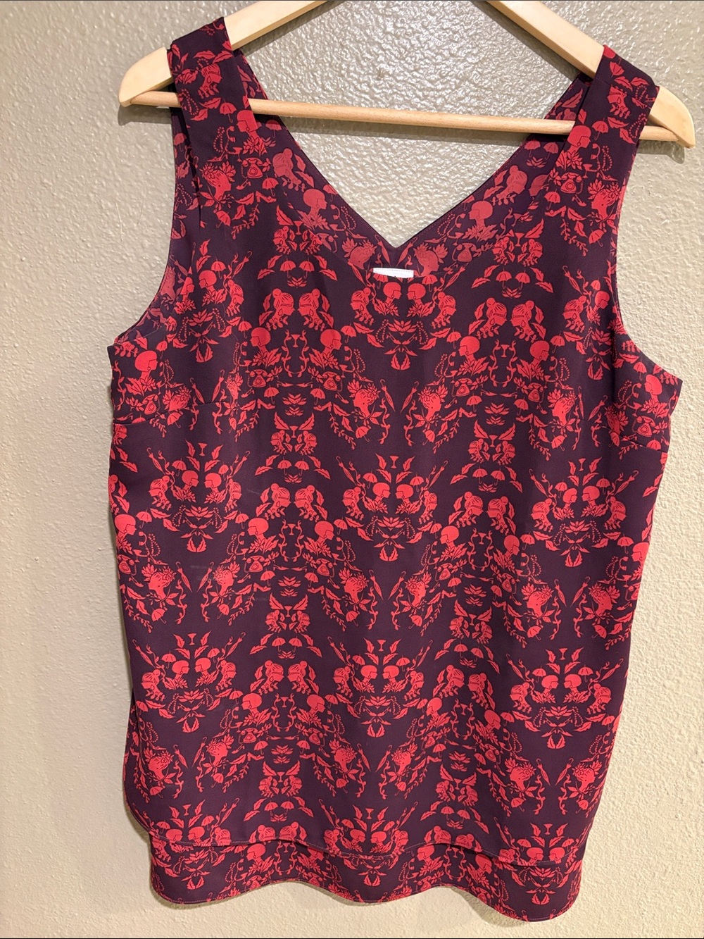 CAbi Cameo Top #3258 L Plum Red Split Back Sleeveless Blouse